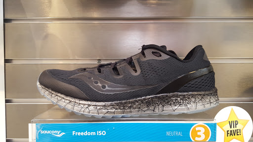 Running Store «Road Runner Sports», reviews and photos, 1435 N Kingsbury St, Chicago, IL 60642, USA