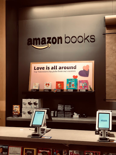Book Store «Amazon Books», reviews and photos, 9585 SW Washington Square Rd, Portland, OR 97223, USA