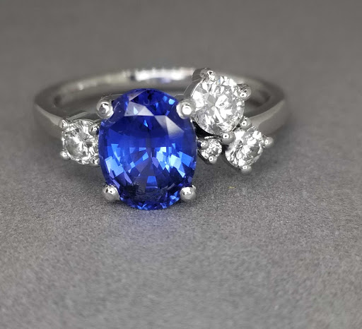 Jewelry Store «Dale Robertson Jewelry Co., LLC», reviews and photos, 784 Loveland-Miamiville Rd #300, Loveland, OH 45140, USA