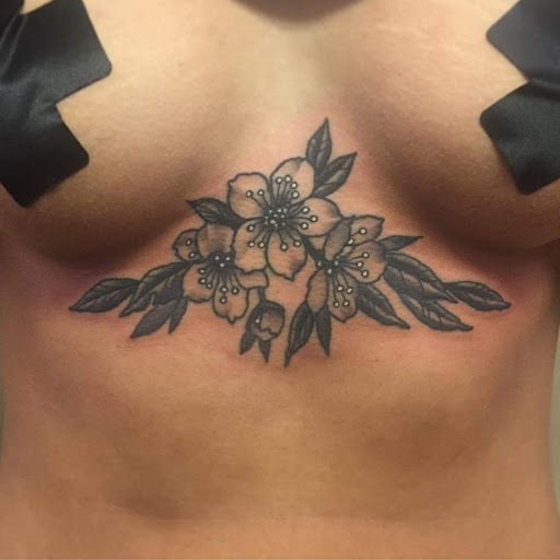 Tattoo Shop «Skinny Buddha Tattoo», reviews and photos, 203 S Monroe Ave, Green Bay, WI 54301, USA