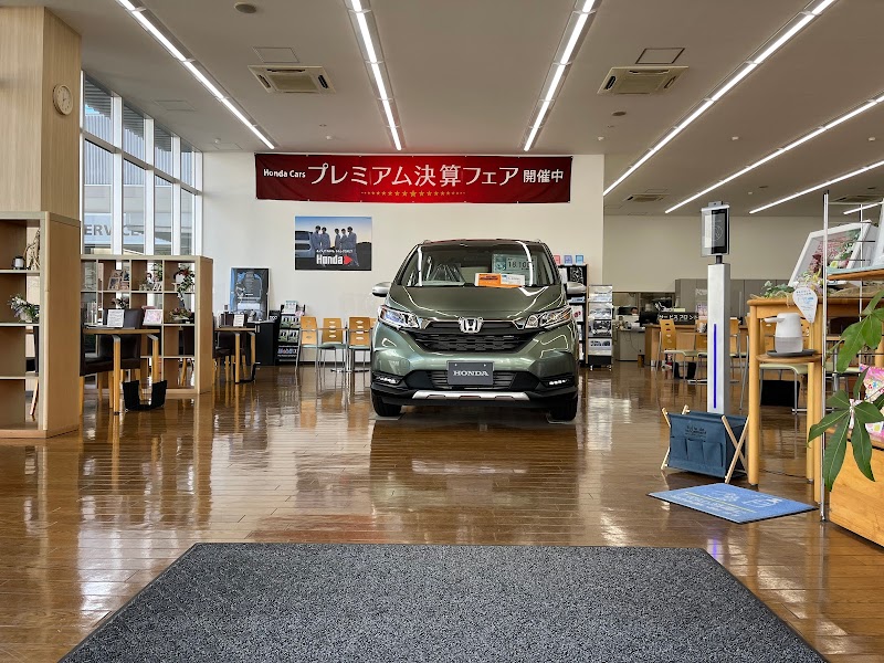 Honda Cars 横浜 上大岡店