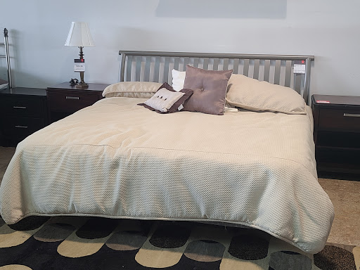 Furniture Rental Service «CORT Furniture Rental and Clearance center», reviews and photos, 1207 N Boulevard, Richmond, VA 23230, USA