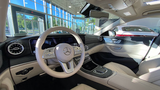 Mercedes Benz Dealer «Mercedes-Benz of Ann Arbor», reviews and photos, 570 Auto Mall Dr, Ann Arbor, MI 48103, USA