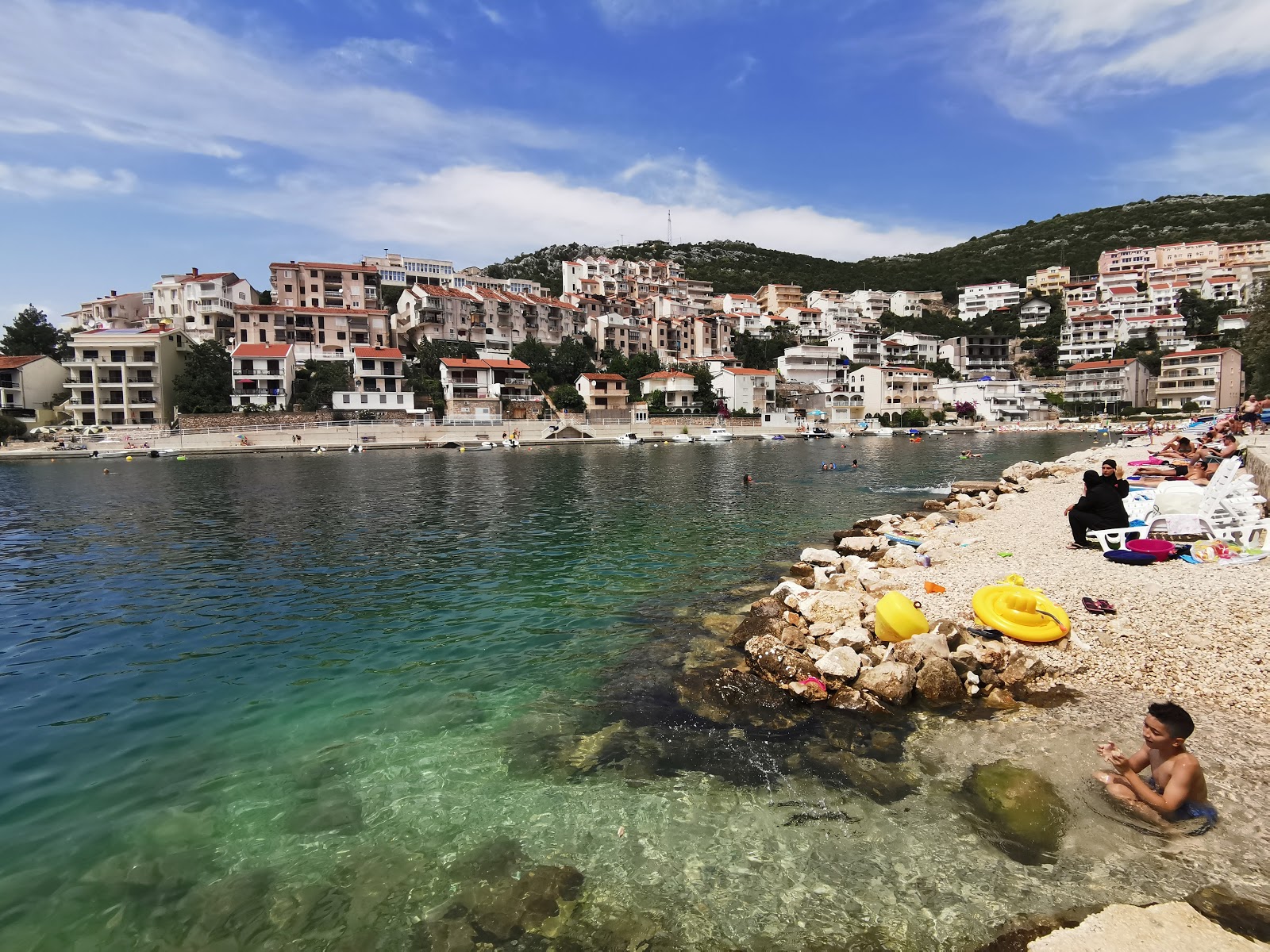 Photo of Neum Beach backed by cliffs