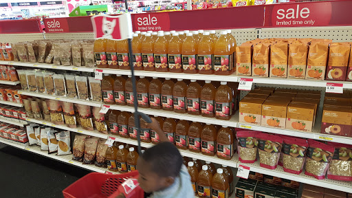 Department Store «Target», reviews and photos, 7000 York Ave S, Edina, MN 55435, USA