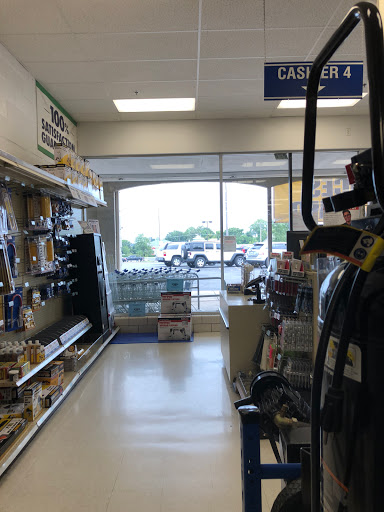 Hardware Store «Harbor Freight Tools», reviews and photos, 509 Lone Oak Rd, Paducah, KY 42003, USA