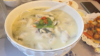 Soupe de poulet du Restaurant chinois Yummy Noodles 渔米酸菜鱼 川菜 à Paris - n°15
