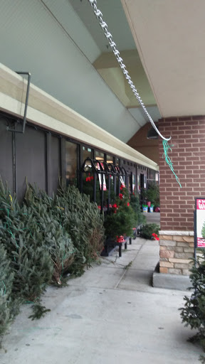 Grocery Store «Kroger», reviews and photos, 48 Bullsboro Dr, Newnan, GA 30263, USA