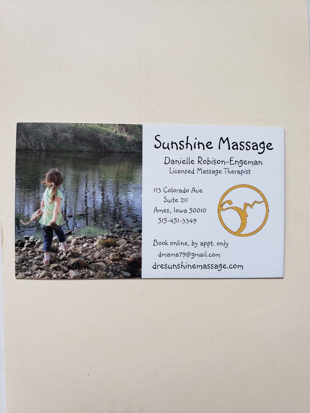 Sunshine Massage (Danielle Robison-Engeman LMT)