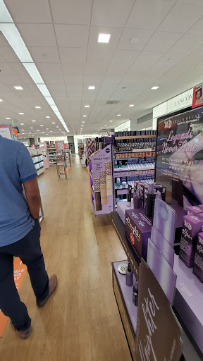 Hair Salon «Ulta Beauty», reviews and photos, 4036 Factoria Square Mall SE, Bellevue, WA 98006, USA