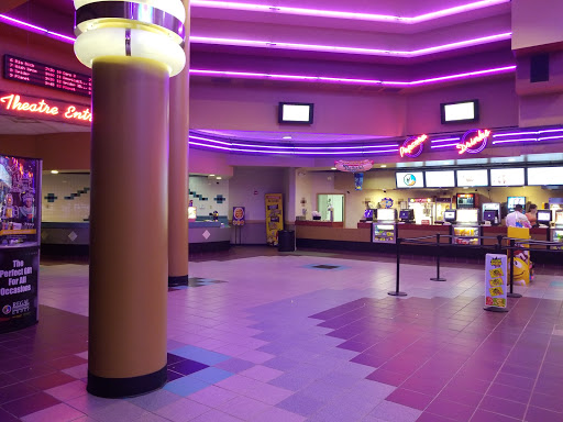 Movie Theater «Regal Cinemas Promenade 13», reviews and photos, 550 Deep Valley Dr #319, Rolling Hills Estates, CA 90274, USA