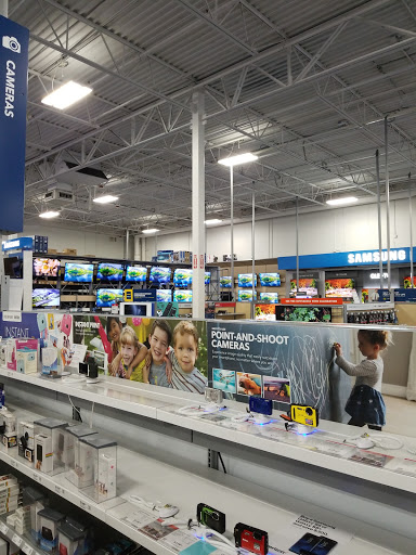 Electronics Store «Best Buy», reviews and photos, 2288 E Williams Field Rd, Gilbert, AZ 85295, USA