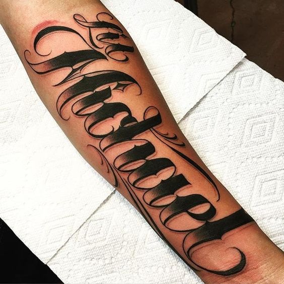 Tiệm xăm quận 1 - Minh Tú Tattoo