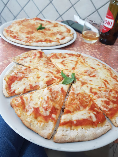 Restaurant Pizza Express in Roma, Città Metropolitana di Roma Capitale