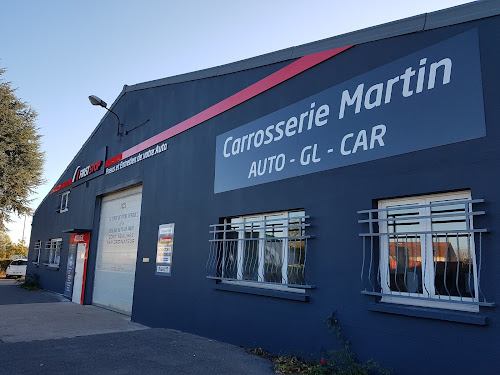 Magasin de pneus First Stop - Carrosserie Martin / Auto GL car Coignières