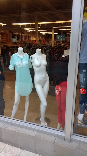 Shopping Mall «Century III Mall», reviews and photos, 3075 Clairton Rd, West Mifflin, PA 15123, USA