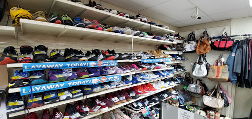 Pawn Shop «EZPAWN», reviews and photos, 2112 Singleton Blvd #100, Dallas, TX 75212, USA