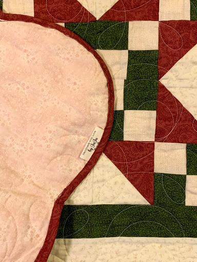 Quilt Shop «Stitches Quilt Shop», reviews and photos, 16 Village Square, Cincinnati, OH 45246, USA