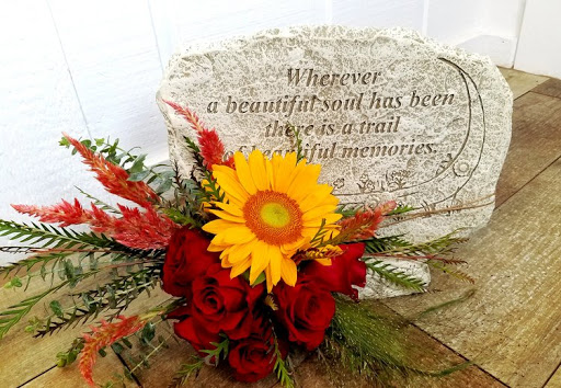 Gift Shop «Fireplace Gifts & Florist», reviews and photos, 6800 E Main St, Reynoldsburg, OH 43068, USA