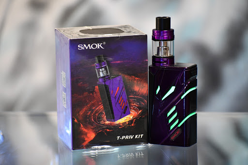 Tobacco Shop «American Smoke & Vape», reviews and photos, 217 E Army Trail Rd, Glendale Heights, IL 60139, USA