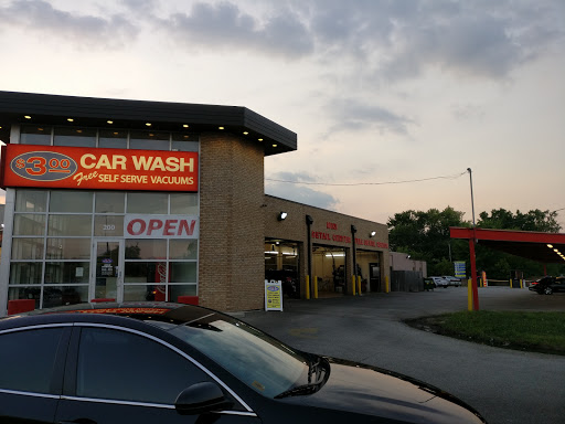 Car Detailing Service «Route 38 Auto Wash & Detail», reviews and photos, 200 W Roosevelt Rd, Lombard, IL 60148, USA