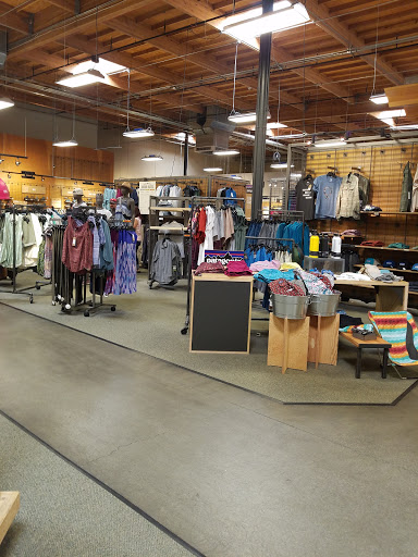 Camping Store «REI», reviews and photos, 12218 E Foothill Blvd, Rancho Cucamonga, CA 91739, USA
