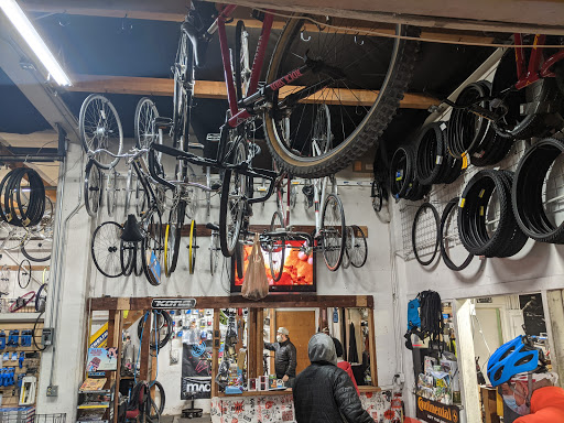 Bicycle Store «Cycle Therapy», reviews and photos, 105 W Smith St, Kent, WA 98032, USA