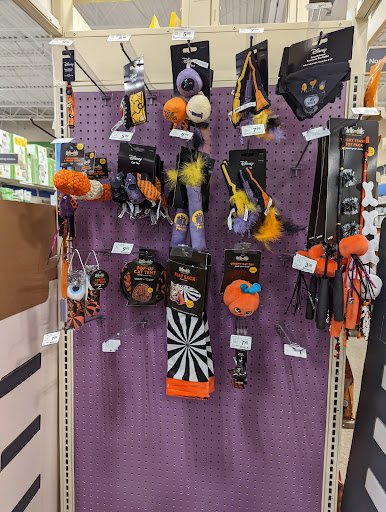 Pet Supply Store «PetSmart», reviews and photos, 16760 Highlands Center Blvd, Bristol, VA 24202, USA