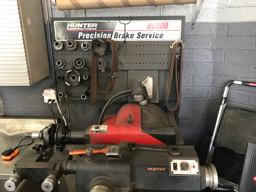 Auto Repair Shop «Bridwell Automotive Center», reviews and photos, 7171 E Lincoln Dr, Scottsdale, AZ 85253, USA