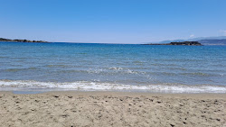 Foto von Nisakia Beach, Trinisa mit sehr sauber Sauberkeitsgrad