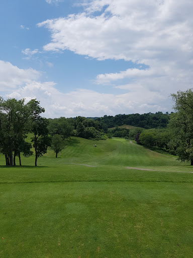 Golf Course «Victory Hills Golf Course», reviews and photos, 357 Pineview Dr, Elizabeth, PA 15037, USA