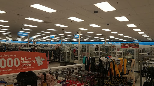 Clothing Store «Ross Dress for Less», reviews and photos, 2660 N Josey Ln, Carrollton, TX 75007, USA