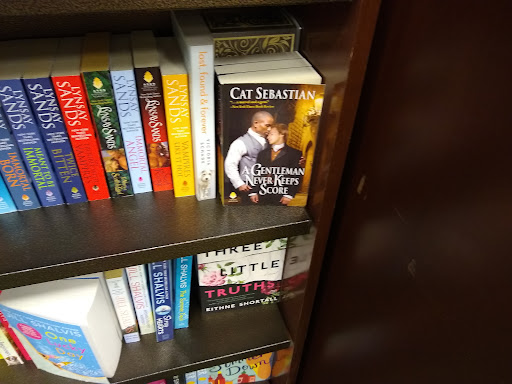 Book Store «Barnes & Noble Booksellers», reviews and photos, 1739 Olentangy River Rd, Columbus, OH 43212, USA