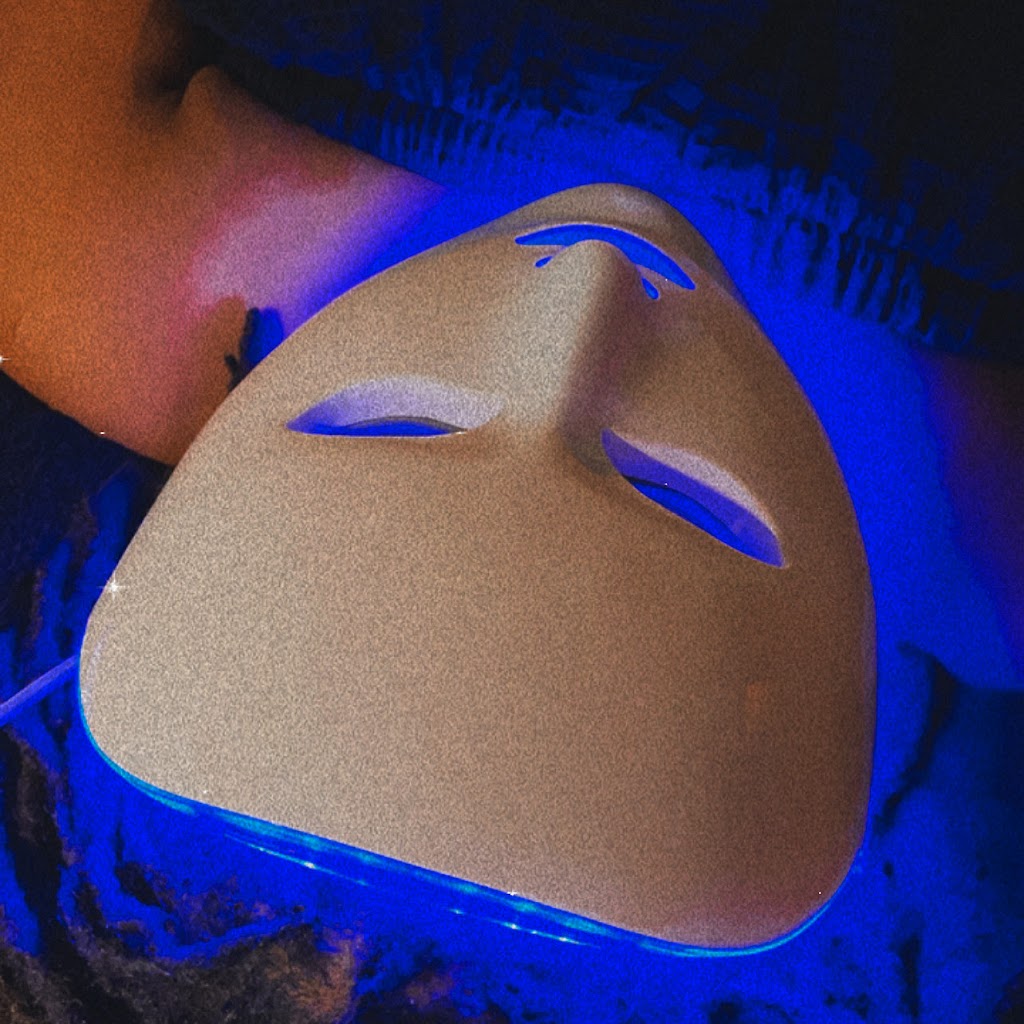 Touch and Glow Skin Spa 72703