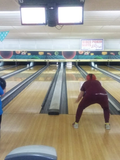 Bowling Alley «El-Mar Bowl», reviews and photos, 8435 Harlem Ave #1, Bridgeview, IL 60455, USA