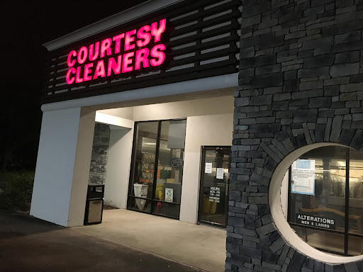 Dry Cleaner «Courtesy Cleaners», reviews and photos, 7421 Manatee Ave W, Bradenton, FL 34209, USA