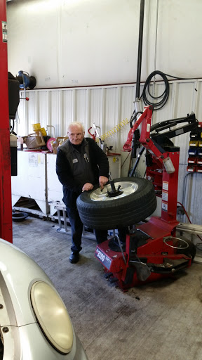 Auto Repair Shop «Springdale Automotive (Jeffersontown)», reviews and photos, 10700 Plantside Dr, Louisville, KY 40299, USA