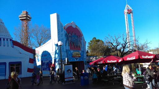 Shopping Mall «Looney Tunes Mall - Six Flags Over Texas», reviews and photos, 2201 E Road to Six Flags St, Arlington, TX 76011, USA