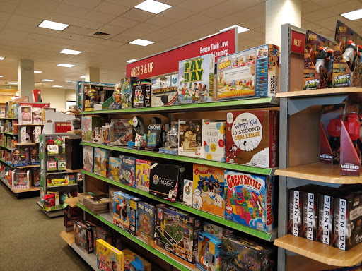 Book Store «Barnes & Noble», reviews and photos, 112 Eisenhower Pkwy, Livingston, NJ 07039, USA