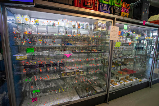 Tobacco Shop «Sky High Smoke Shop», reviews and photos, 33 W Southern Ave, Tempe, AZ 85282, USA