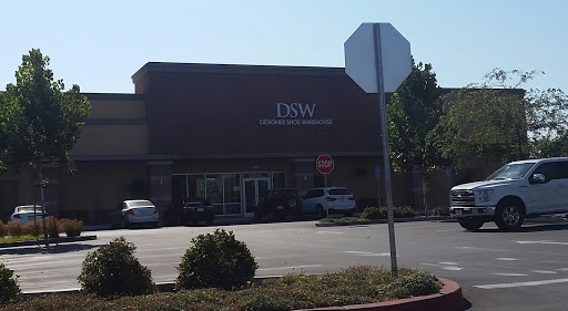 DSW Designer Shoe Warehouse, 2316 Monument Blvd, Pleasant Hill, CA 94523, USA, 