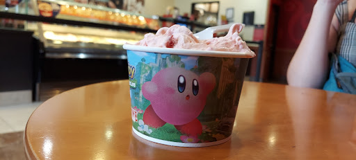 Shopping Mall «Silver Lake Village Shopping Center», reviews and photos, Silver Lake Rd NE, St Anthony, MN 55421, USA