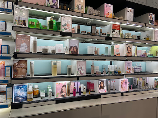 Cosmetics Store «SEPHORA», reviews and photos, 1775 29th St #1086, Boulder, CO 80301, USA