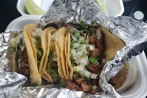 Tacos El Abuelo image