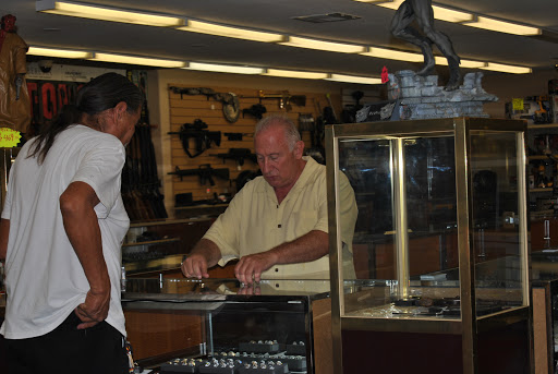 Pawn Shop «Herdez Jewelry & Pawn», reviews and photos, 7035 S Central Ave #2, Phoenix, AZ 85042, USA