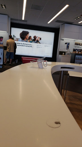 Cell Phone Store «Verizon», reviews and photos, 5095 Kipling St #130, Wheat Ridge, CO 80033, USA