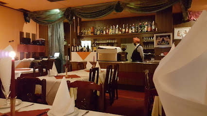 Indisches Restaurant Haveli - Korbinianpl. 1, 85737 Ismaning, Germany