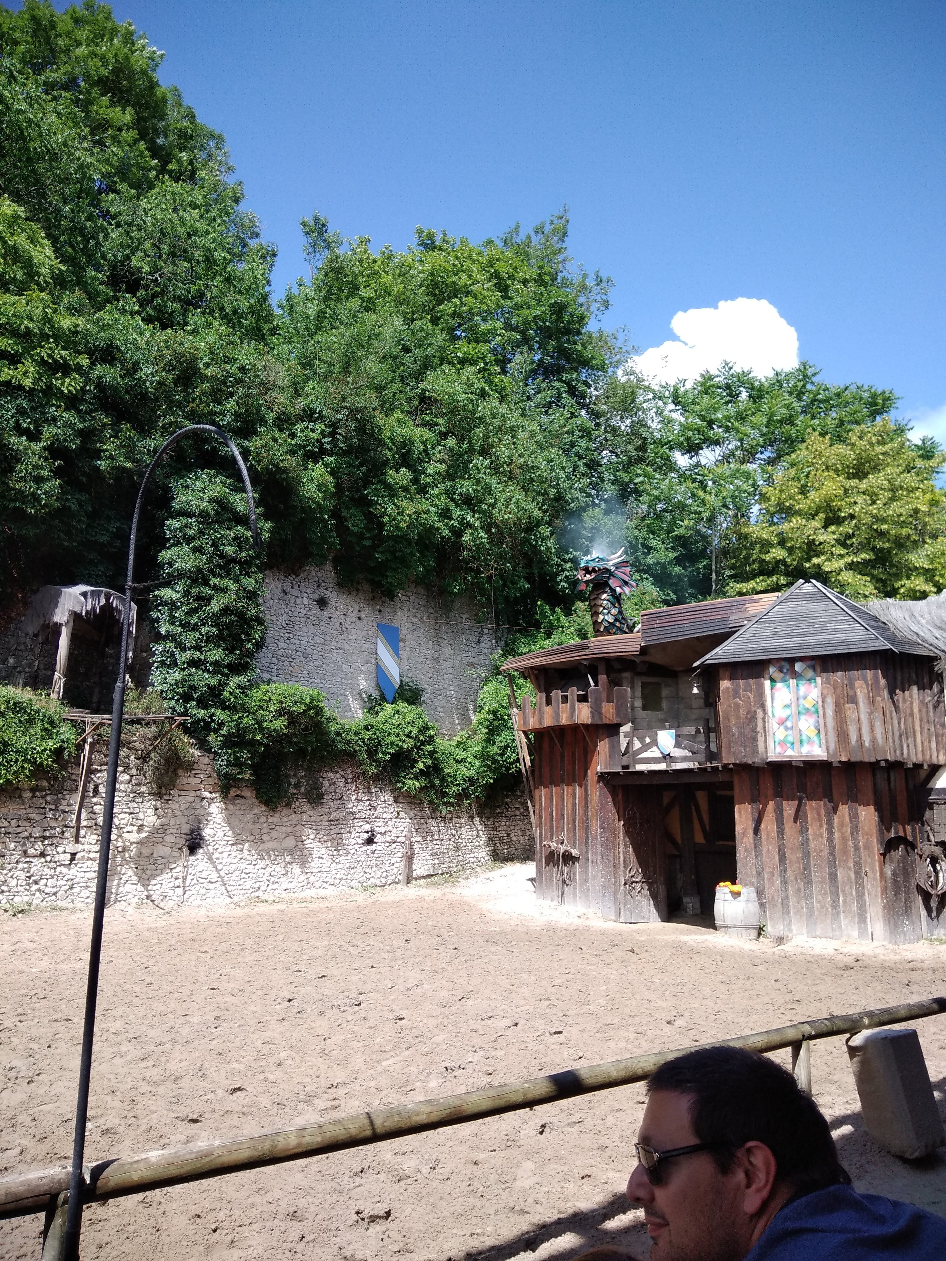 Photo n° 10 de l'avis de helice. fait le 17/06/2019 à 14:45