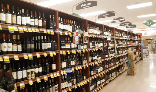 Grocery Store «Kroger», reviews and photos, 1790 E Market St, Harrisonburg, VA 22801, USA