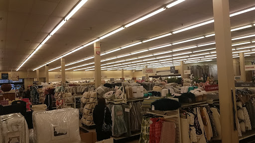 Department Store «T.J. Maxx», reviews and photos, 250 Grove St, Braintree, MA 02184, USA